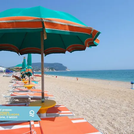 Rs304 - Marcelli, Nuovo Bilo Fronte Mare Con Inclusa * מרצ'לי